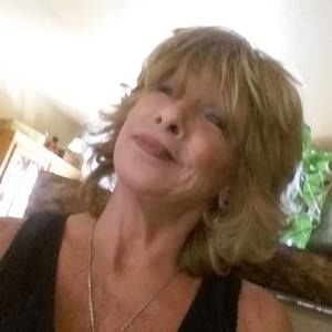 Meet your Posher, Deborah